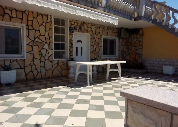 Chill House Matea Apartament